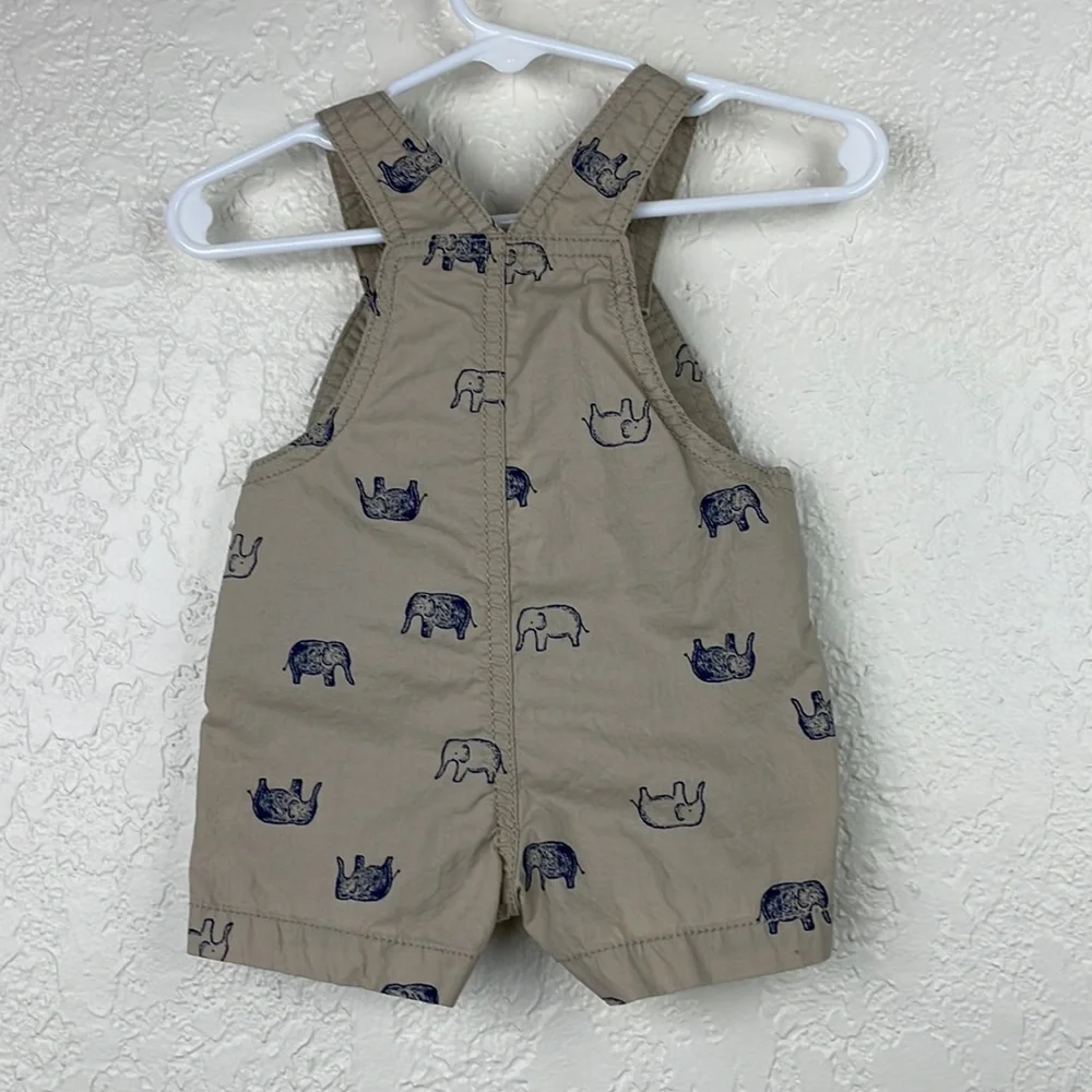 Just one you by Carter’s cotton shorts overall elephants 3 months - Picture 3 of 5